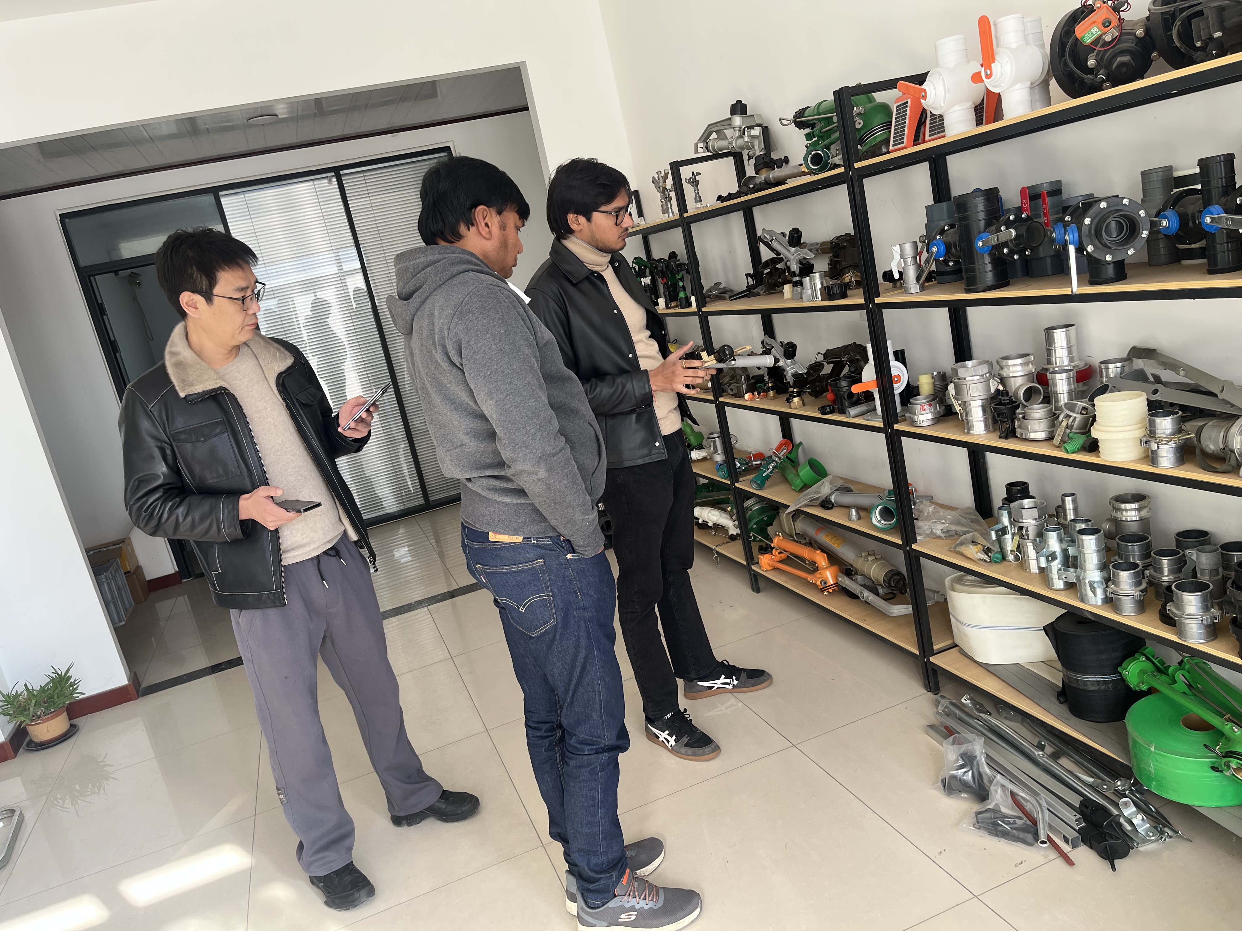 江北NS40 涡轮喷枪获客户青睐 洽谈批量合作